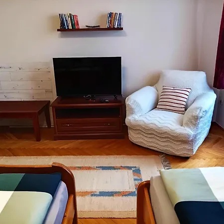 Apartment Melody